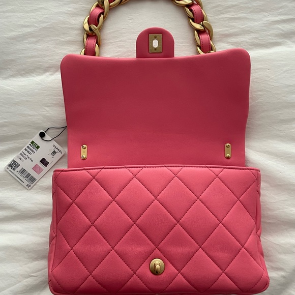 CHANEL 🩷 22S Large Quilted Pink Lambskin Leather Funky Town Flap Bag - Picture 10 of 16